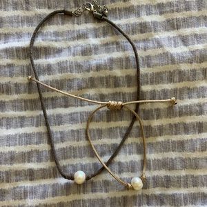 Pearl necklace and bracelet